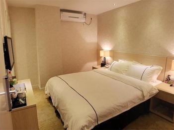 Mango Hotel Chongqing Esterno foto