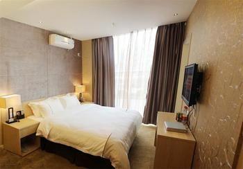 Mango Hotel Chongqing Esterno foto